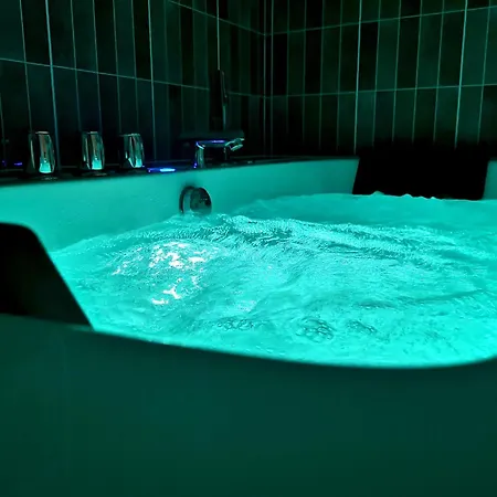 Wanna Spa Na Starym Miescie Краків Екстер'єр фото